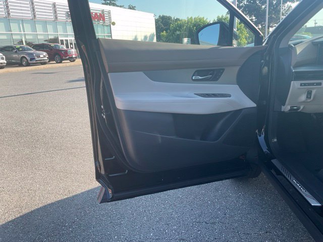 New 2026 Nissan Murano Platinum w/ Cargo Package AWD/4WD image 11