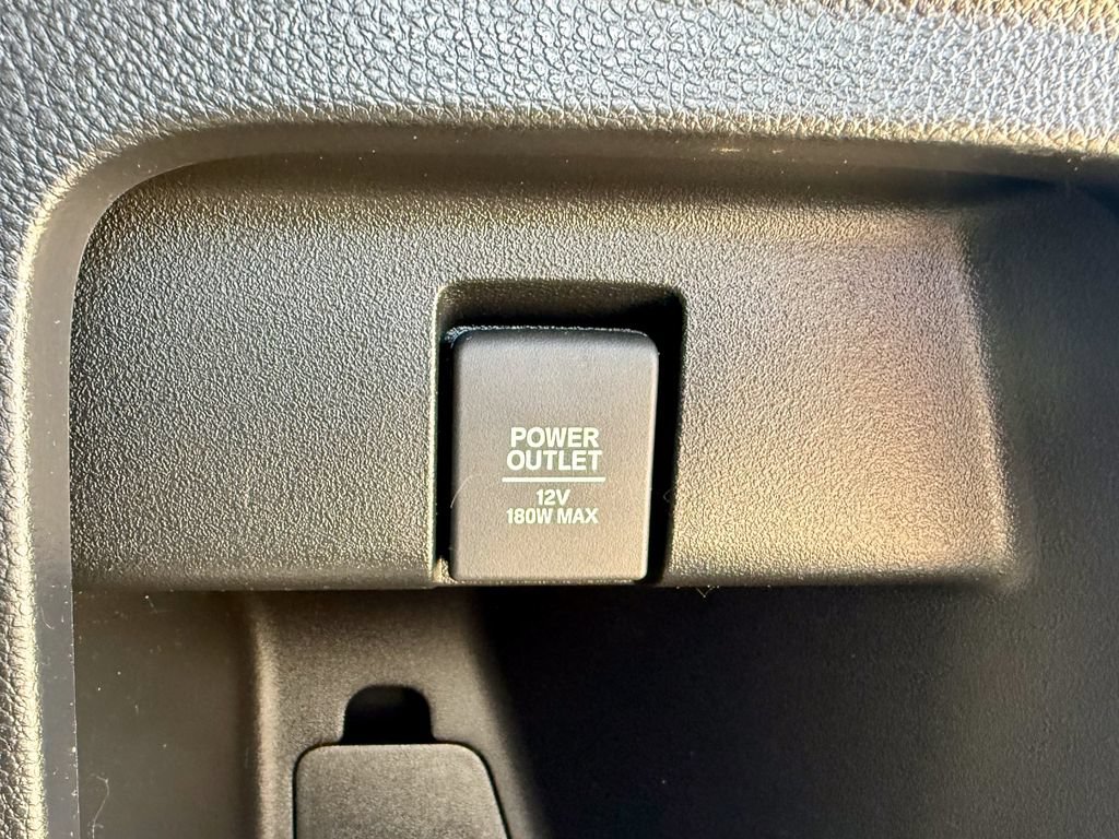 Used 2018 Honda Odyssey Touring image 17