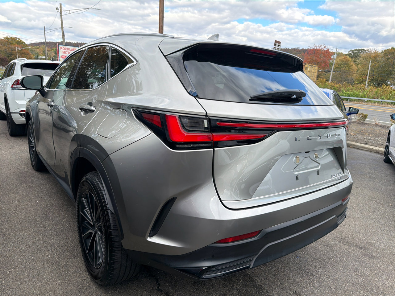 Used 2024 Lexus NX 350 AWD image 12