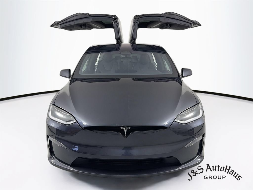 Used 2024 Tesla Model X AWD/4WD image 2