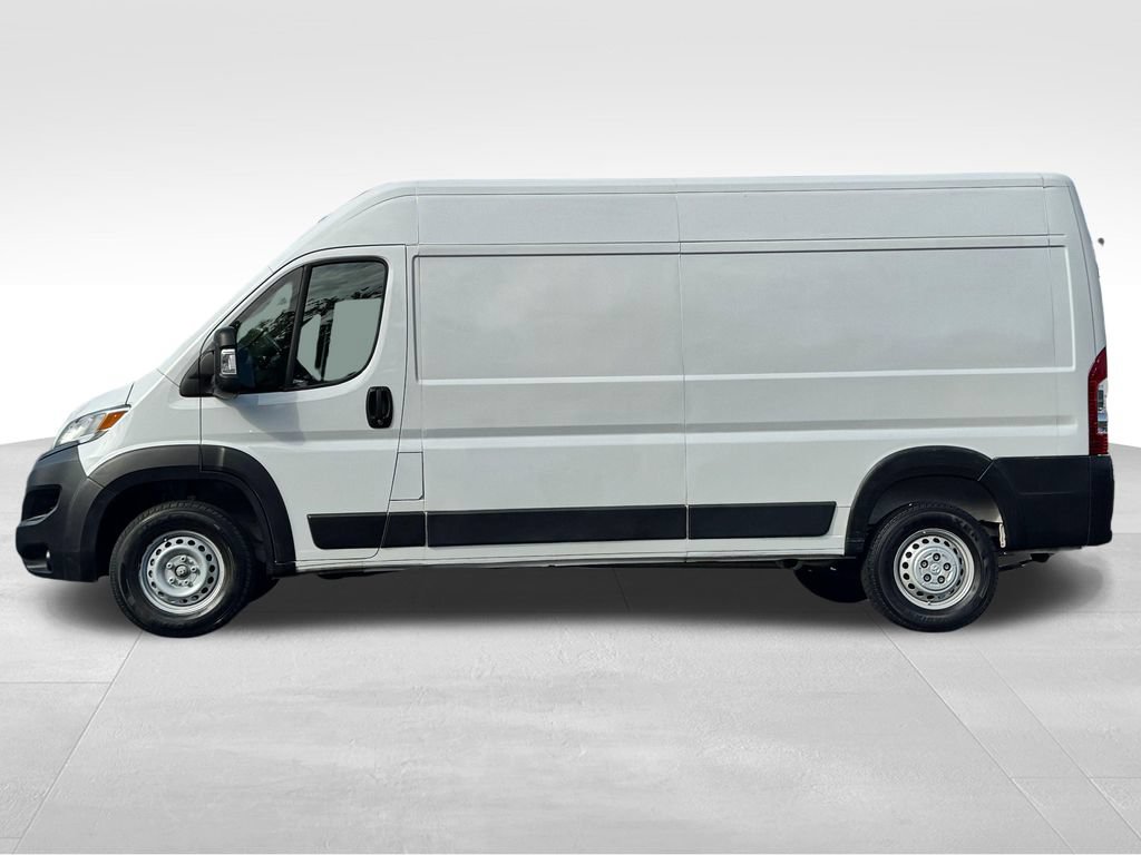 Used 2024 RAM ProMaster 2500 w/ Convenience Group FWD image 4