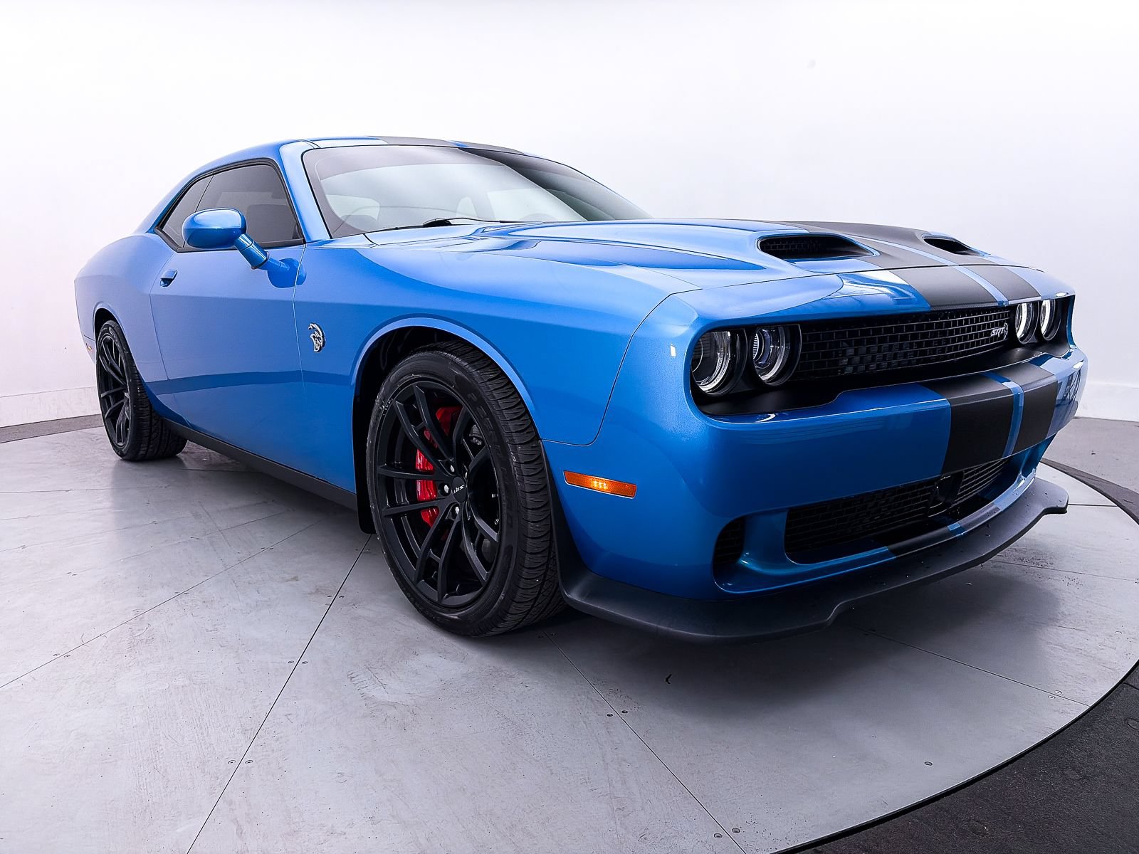 Used 2023 Dodge Challenger SRT Hellcat RWD image 31