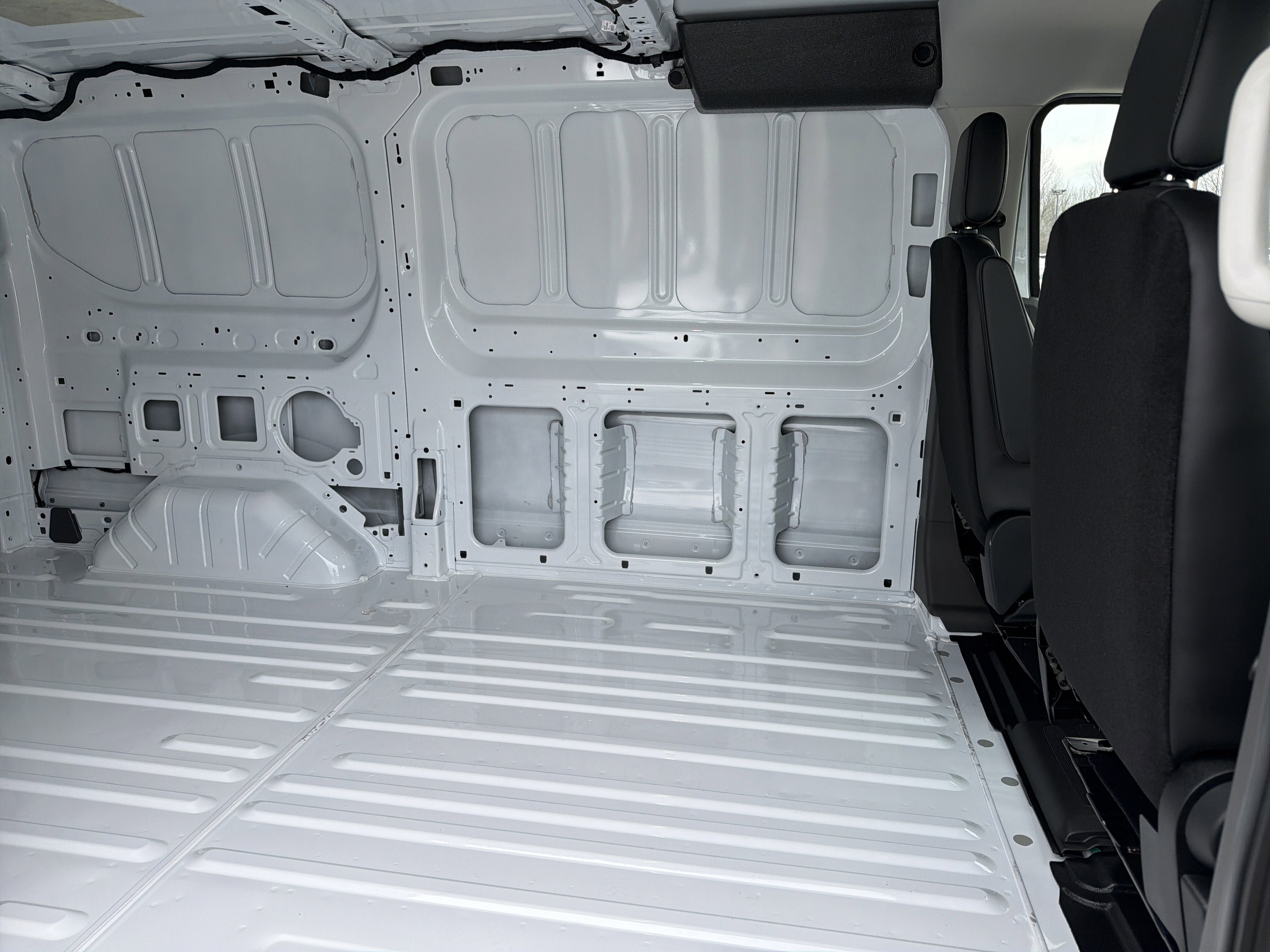 New 2026 Ford Transit 150 Low Roof RWD image 19