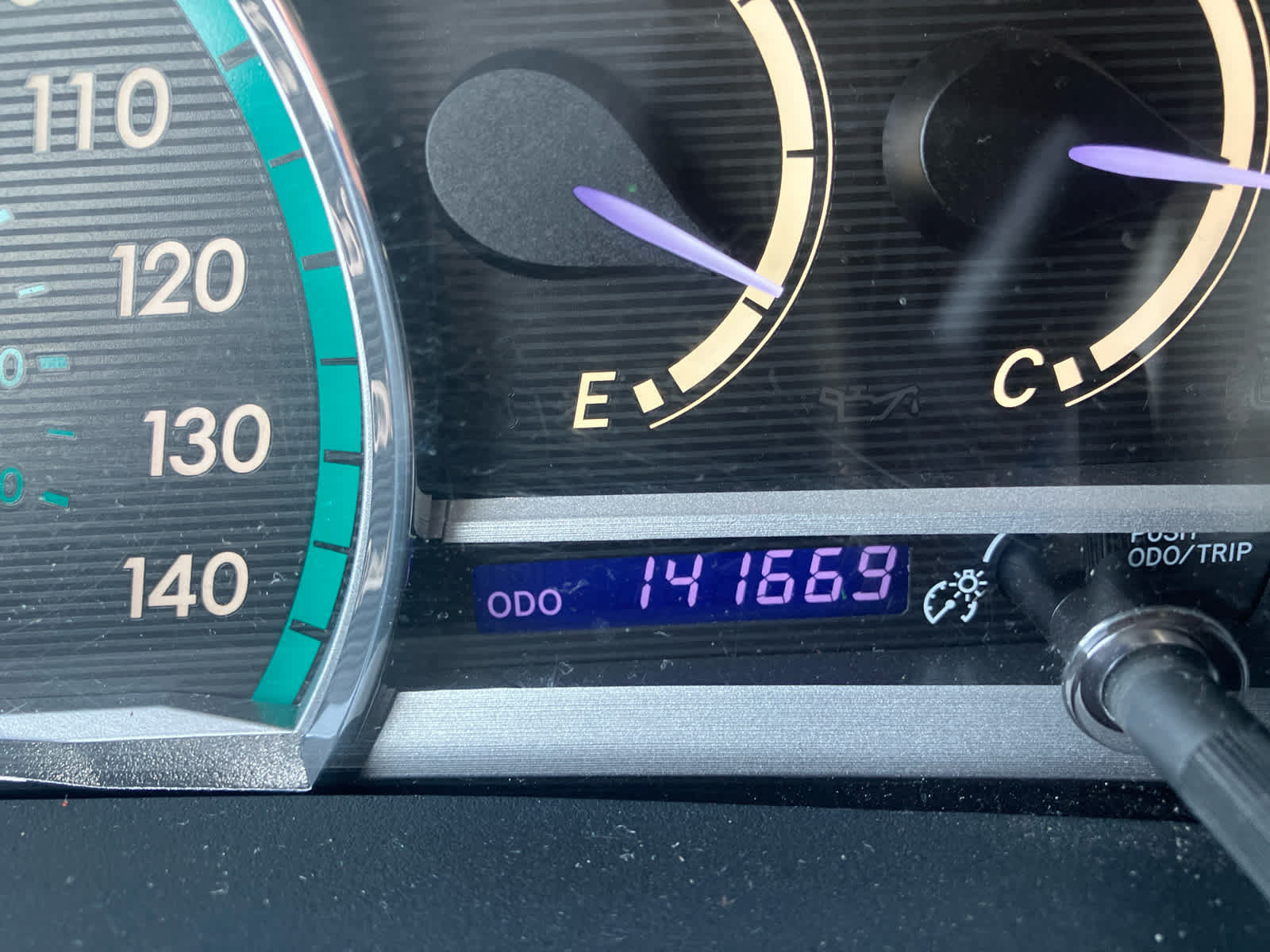 Used 2015 Toyota Venza LE FWD image 13