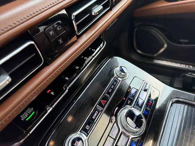 Used 2023 Lincoln Nautilus Reserve AWD/4WD image 29