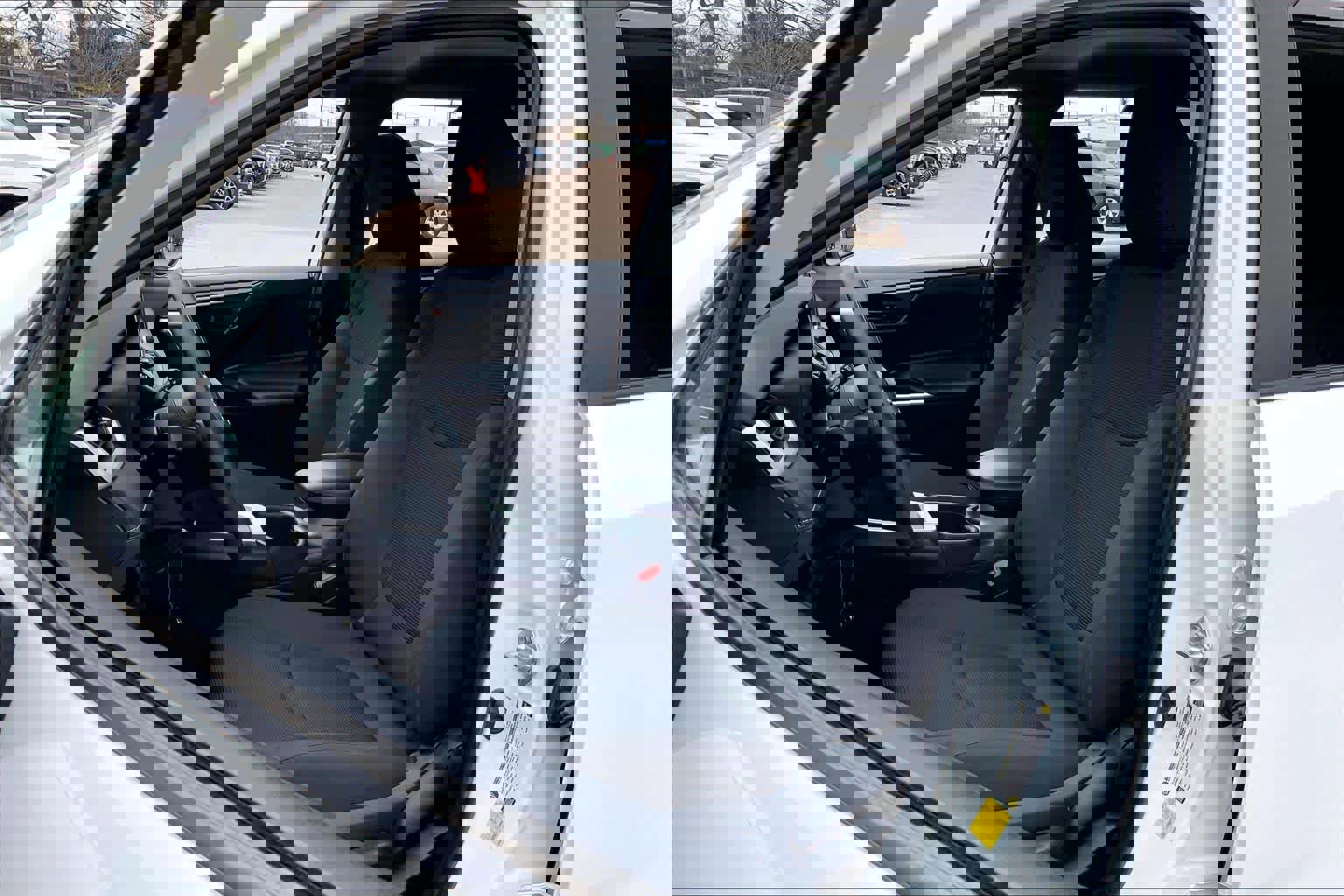 Used 2025 Toyota RAV4 LE image 8