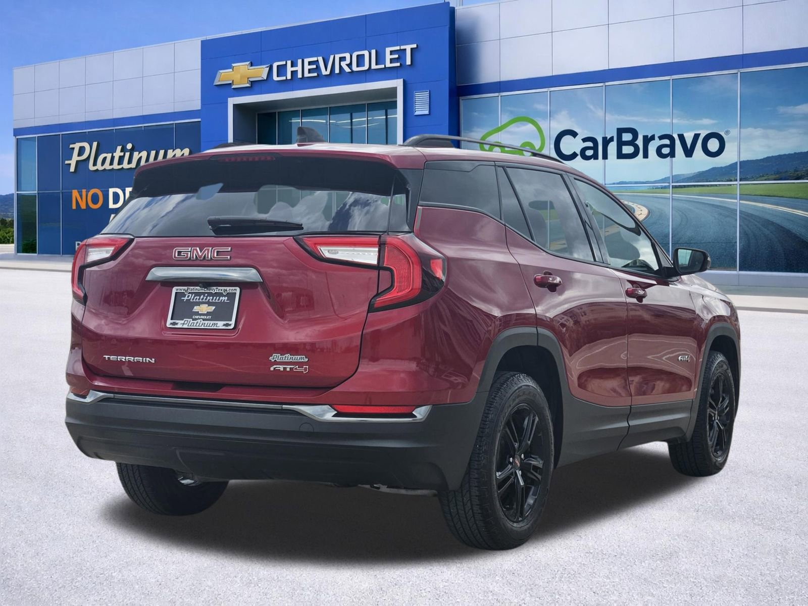 Used 2023 GMC Terrain AT4 image 5