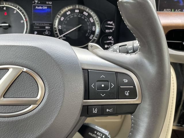 Used 2021 Lexus LX 570 4WD w/ Luxury Package image 40