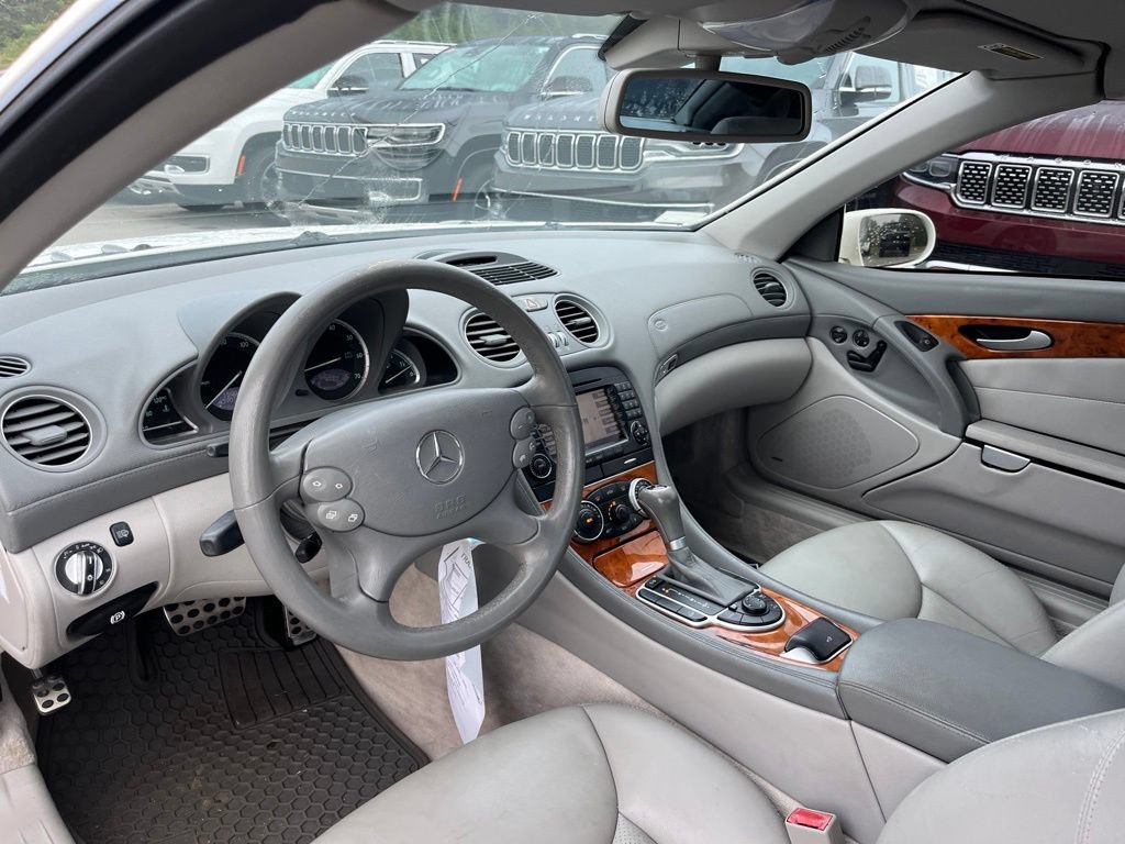 Used 2005 Mercedes-Benz SL 500 image 7