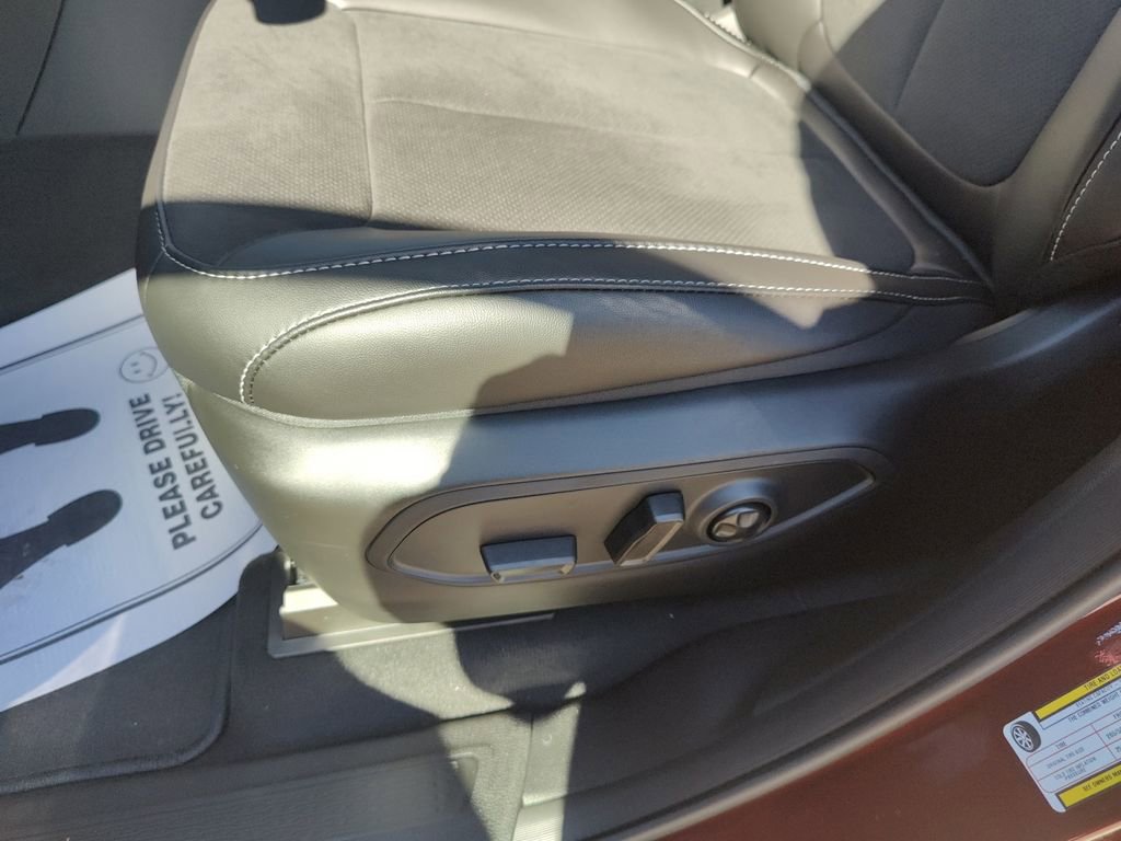 New 2025 Jeep Grand Cherokee 4WD image 28