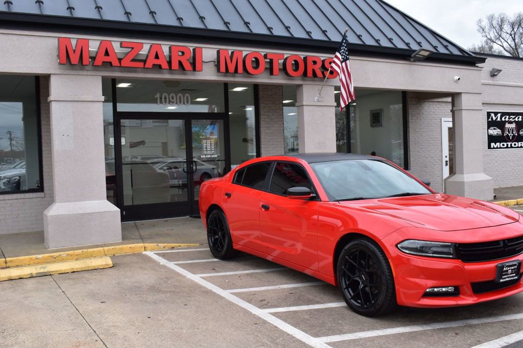 Used 2020 Dodge Charger SXT w/ Driver Convenience Group image 9