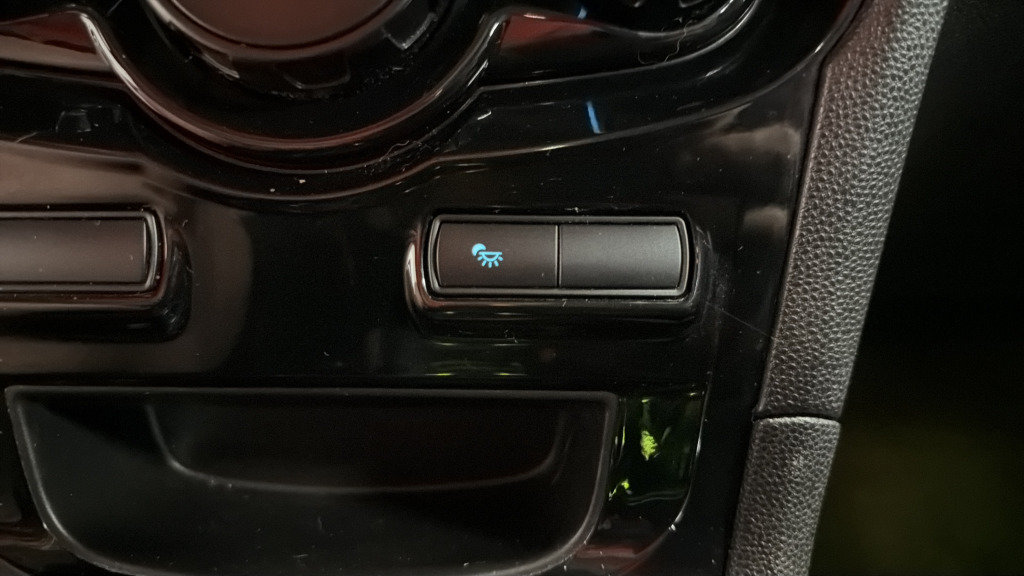 Used 2014 Ford Fiesta SE w/ Equipment Group 201A FWD image 28