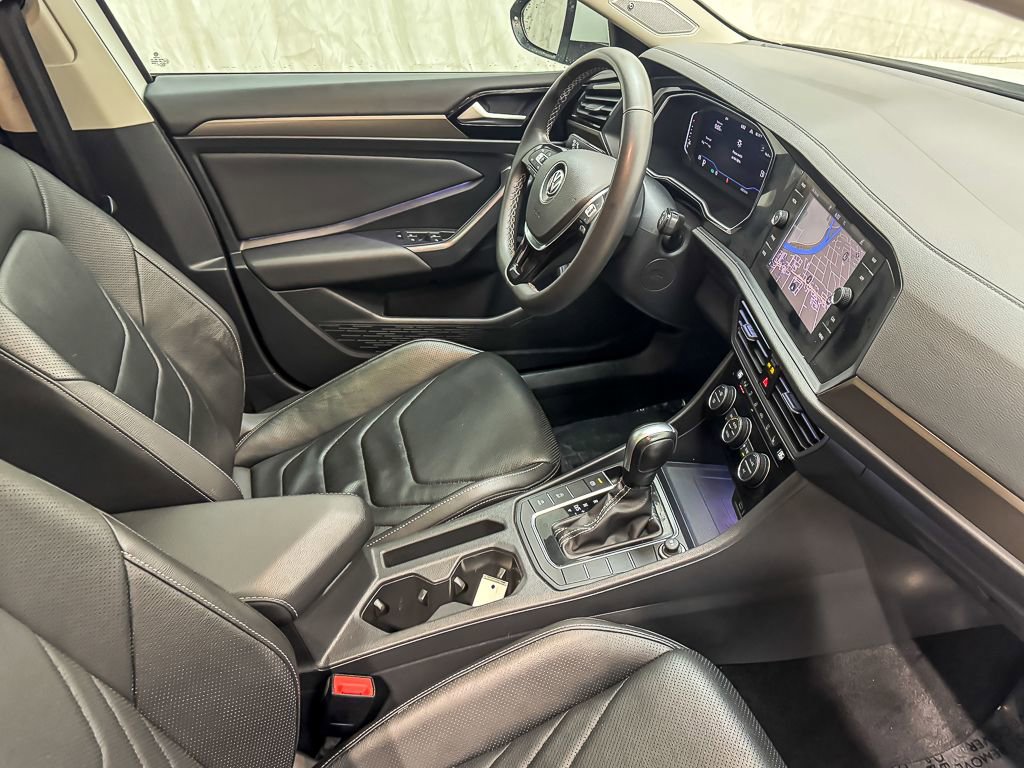 Used 2021 Volkswagen Jetta SEL Premium image 28