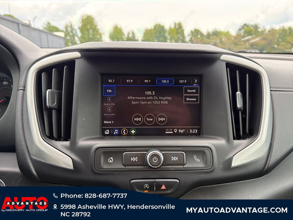 Used 2024 GMC Terrain SLE AWD/4WD image 16