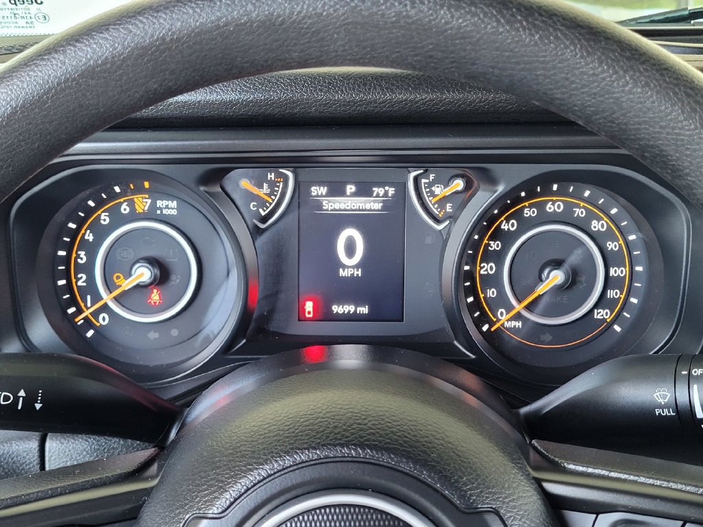 Used 2025 Jeep Gladiator Sport AWD/4WD image 14
