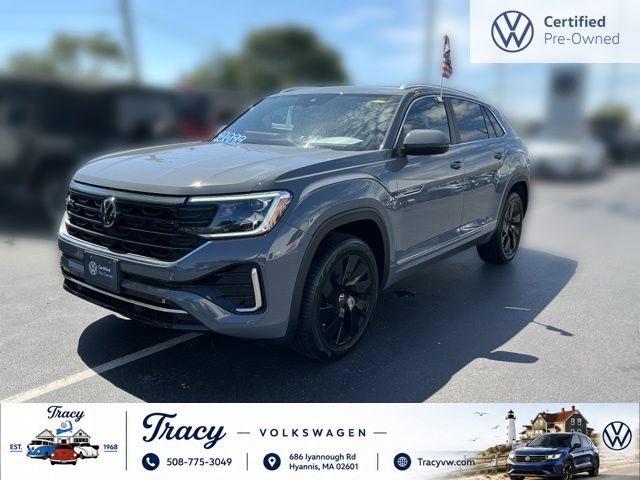 Certified 2024 Volkswagen Atlas Cross Sport SEL R-Line AWD/4WD image 8