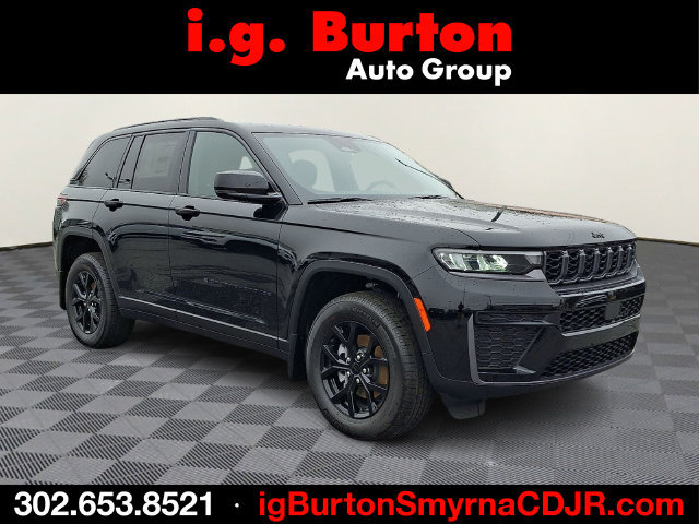 New 2026 Jeep Grand Cherokee Altitude AWD/4WD image 1