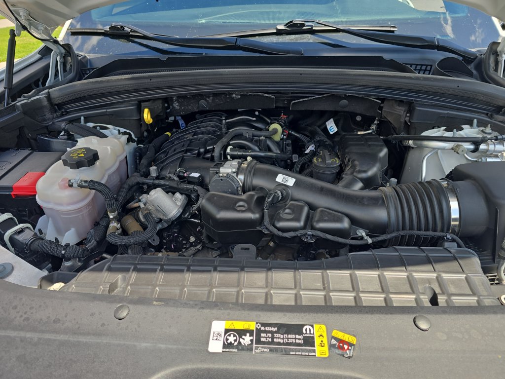 Used 2023 Jeep Grand Cherokee Altitude AWD/4WD image 22