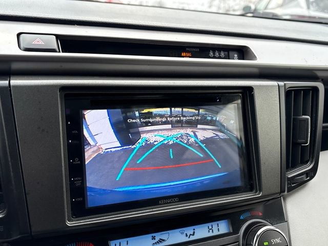 Used 2018 Toyota RAV4 XLE image 15