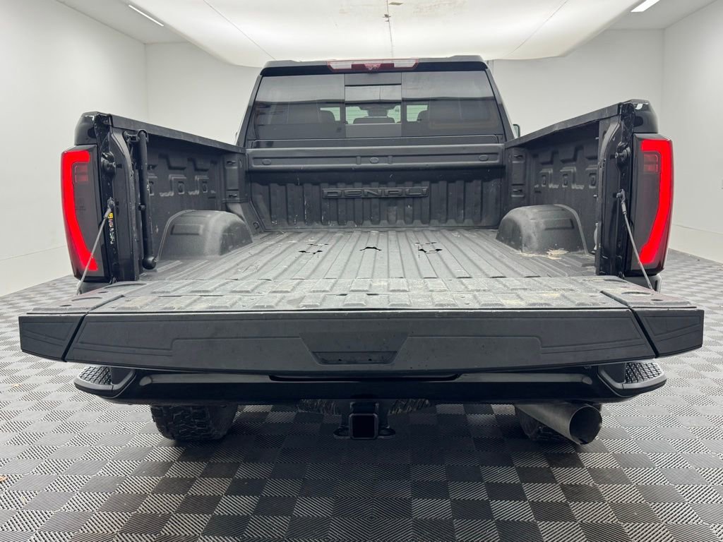 Used 2024 GMC Sierra 2500 Denali Ultimate w/ Max Trailering Package image 12