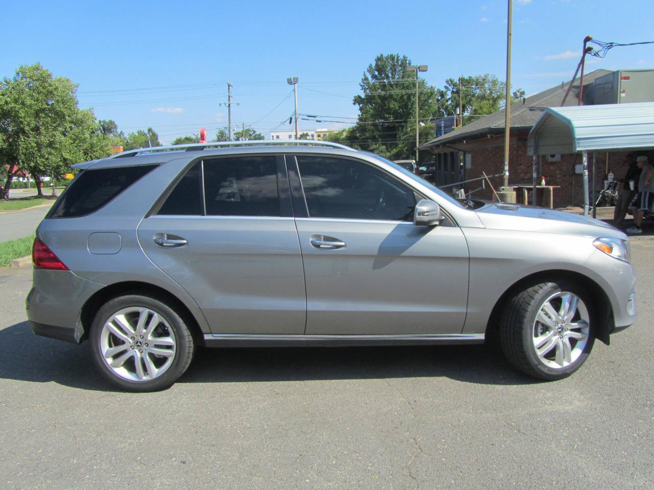 Used 2016 Mercedes-Benz GLE 350 w/ Premium Package image 11