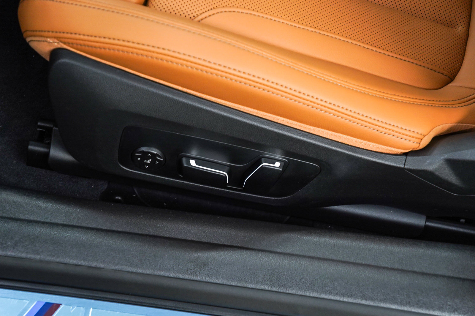 New 2027 BMW M440i Convertible RWD image 29