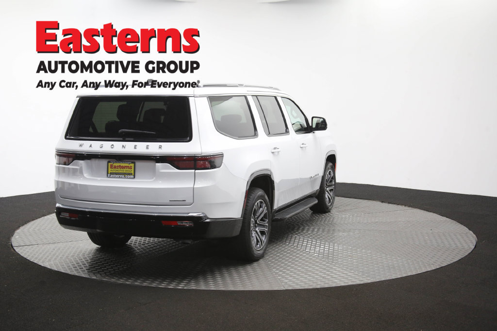 Used 2024 Jeep Wagoneer Series II w/ Flexible Seating Group RWD image 44