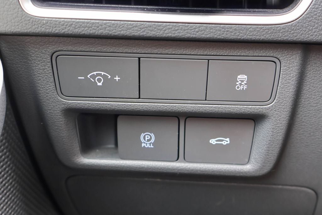 Used 2025 Hyundai Sonata SEL FWD image 18