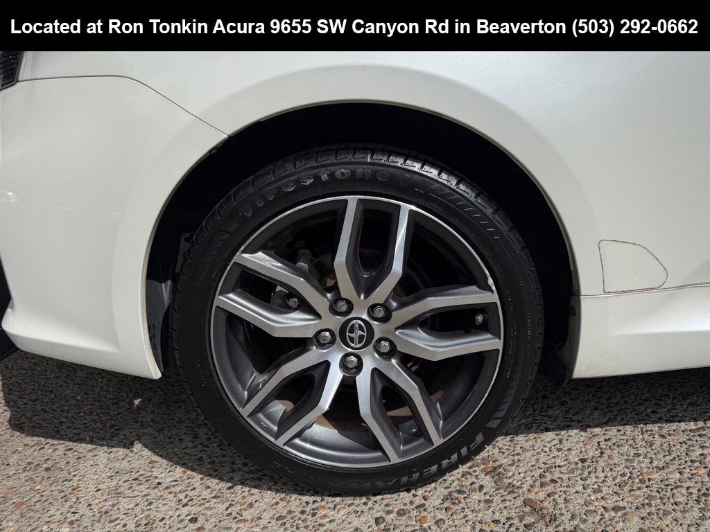 Used 2015 Scion tC FWD image 9