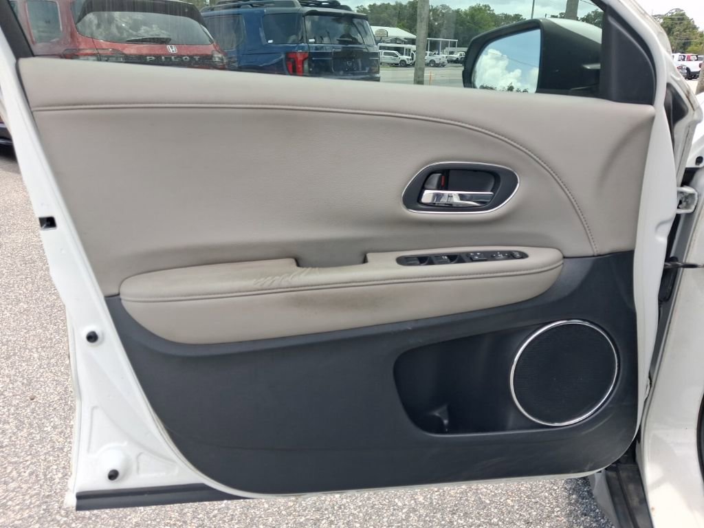 Used 2016 Honda HR-V EX-L image 19