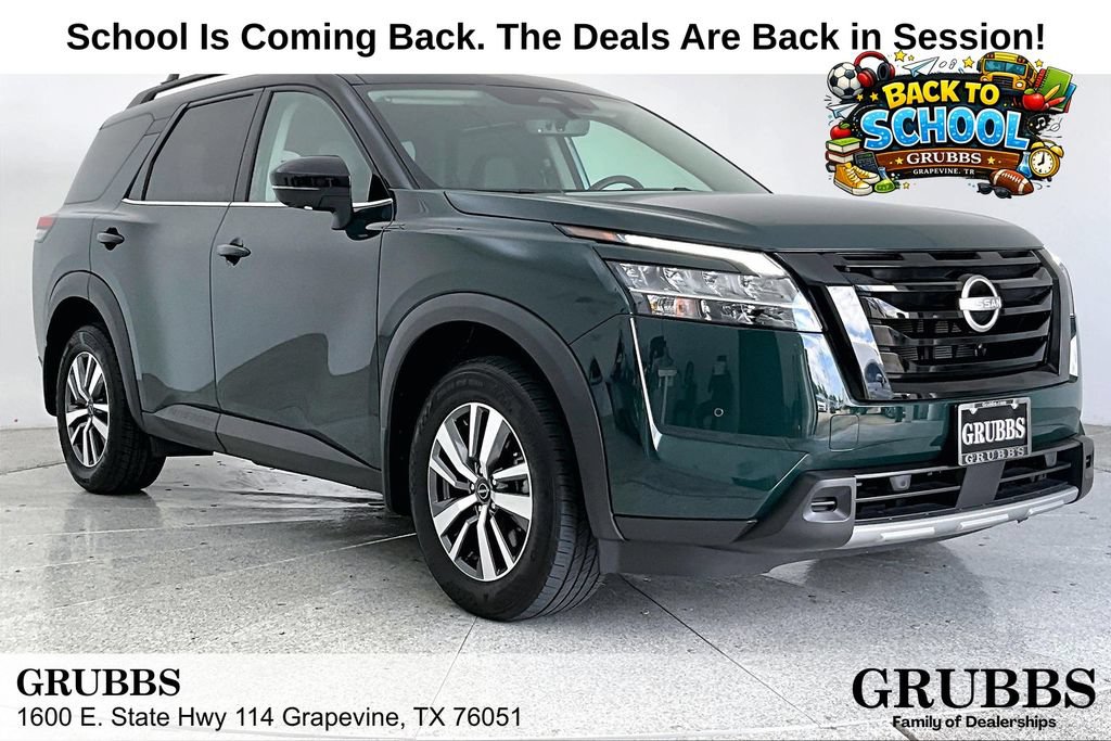 Used 2024 Nissan Pathfinder SL w/ Black Appearance Package