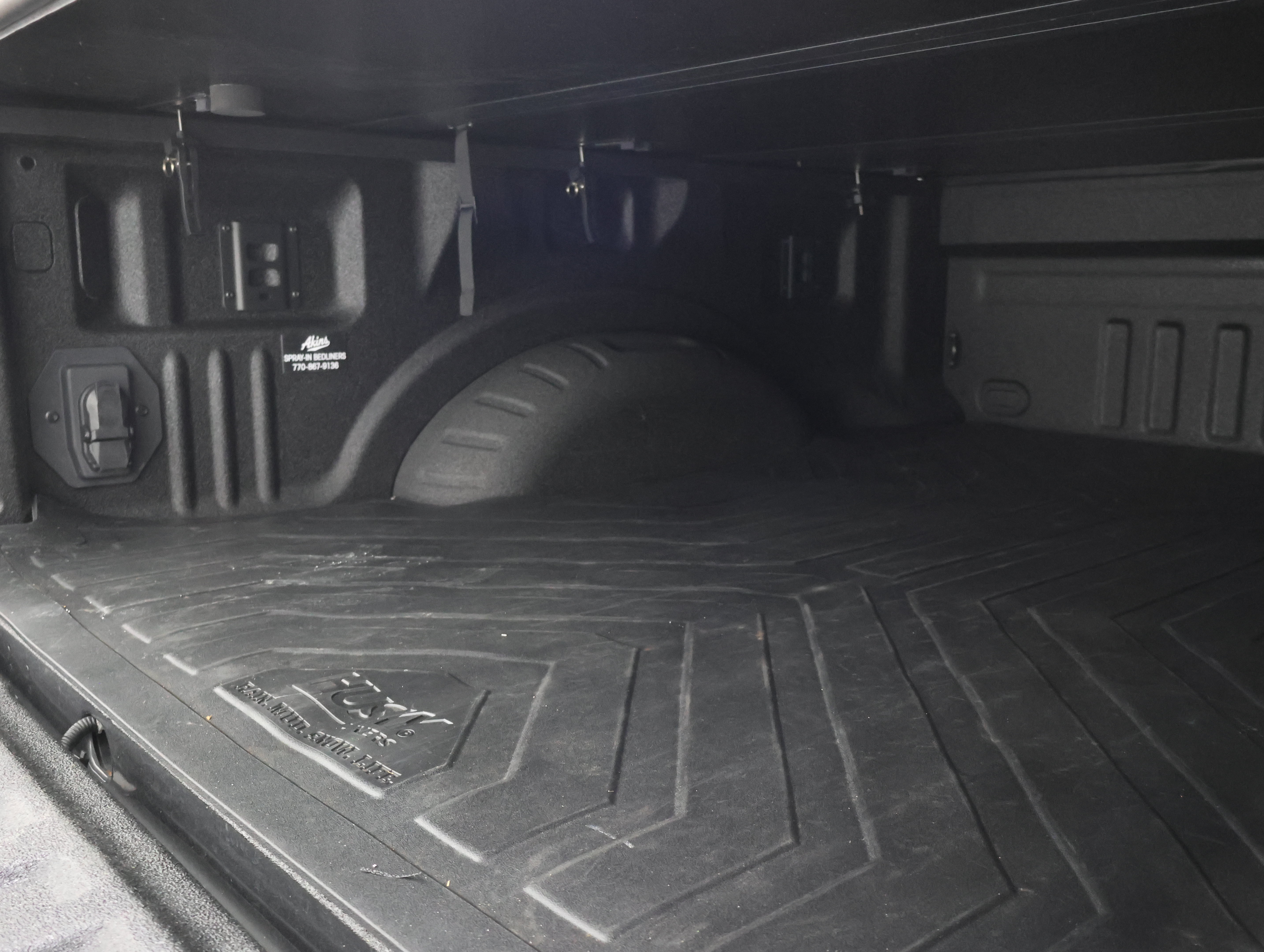 Used 2024 Ford F250 XLT AWD/4WD image 5