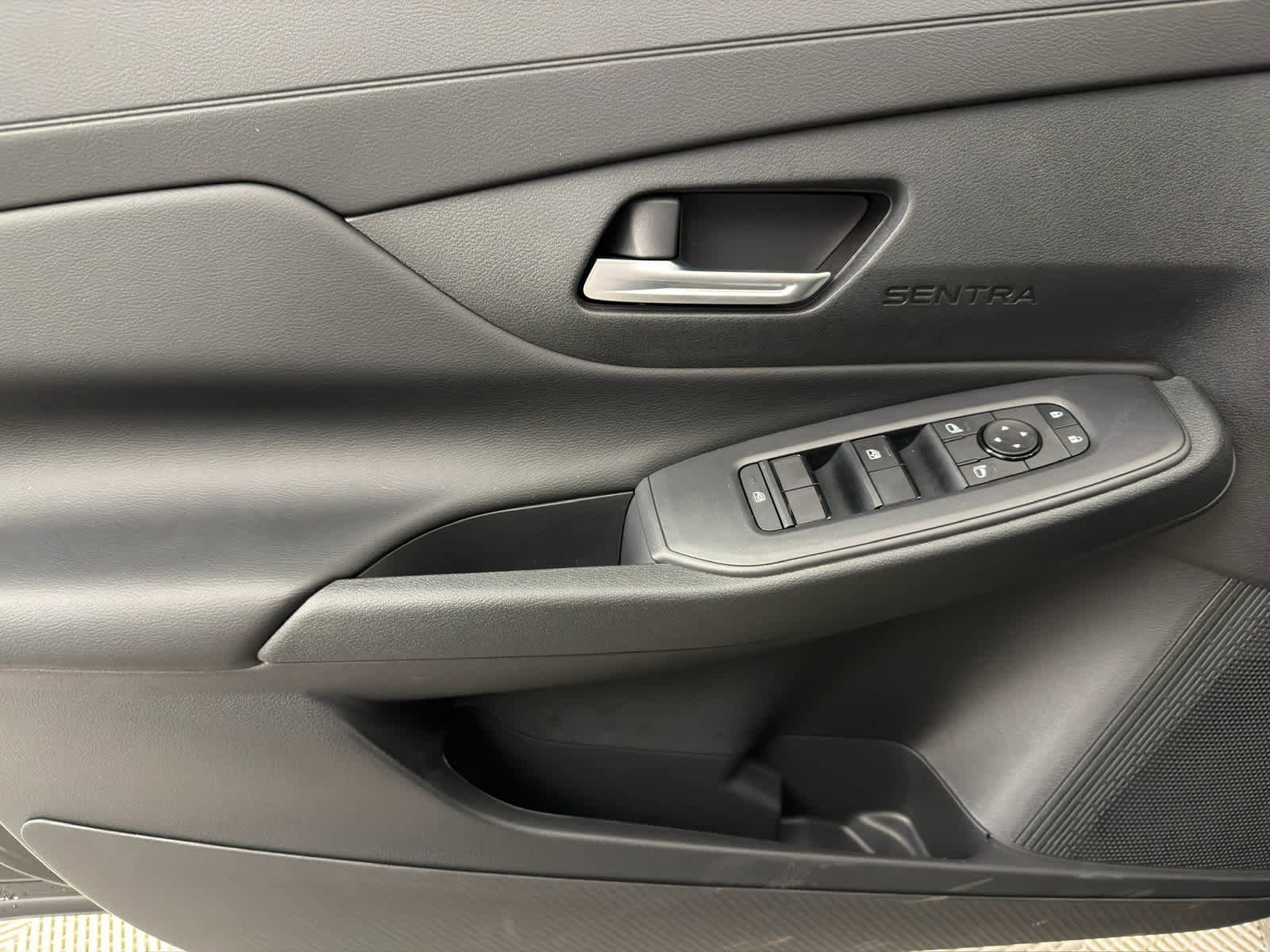 New 2026 Nissan Sentra SV w/ SV Convenience Package FWD image 22