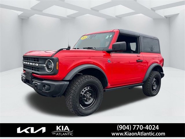 Used 2023 Ford Bronco Black Diamond image 2