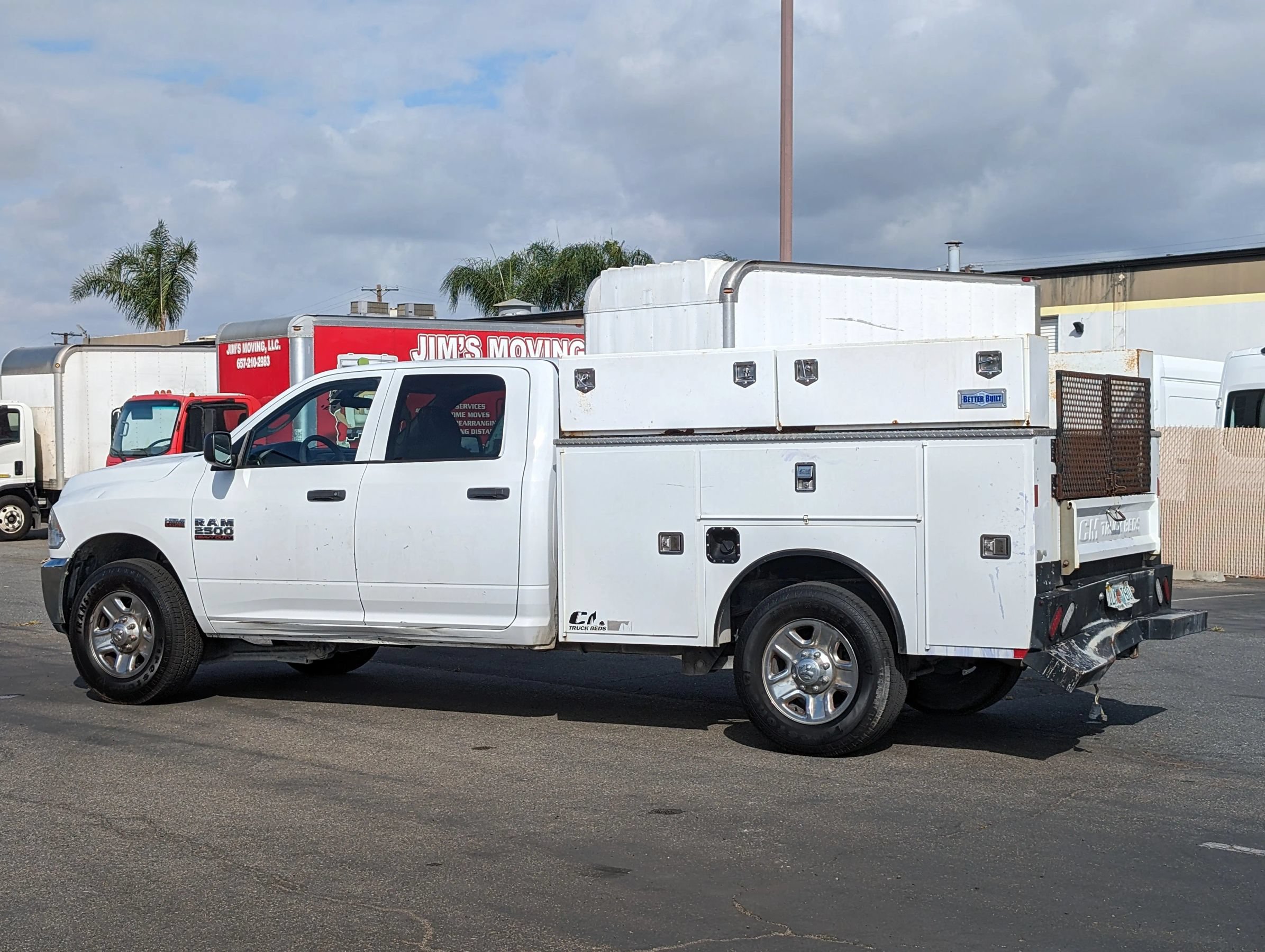 Used 2017 RAM 2500 Tradesman w/ Chrome Appearance Group RWD image 2