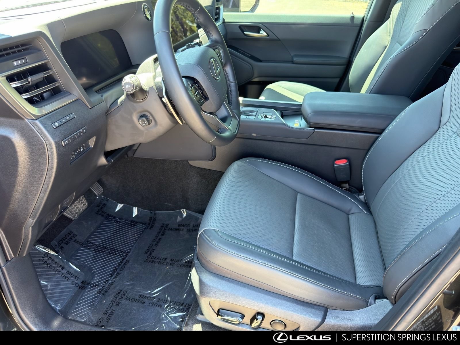 Certified 2025 Lexus GX 550 w/ Cold Area Package AWD/4WD image 12