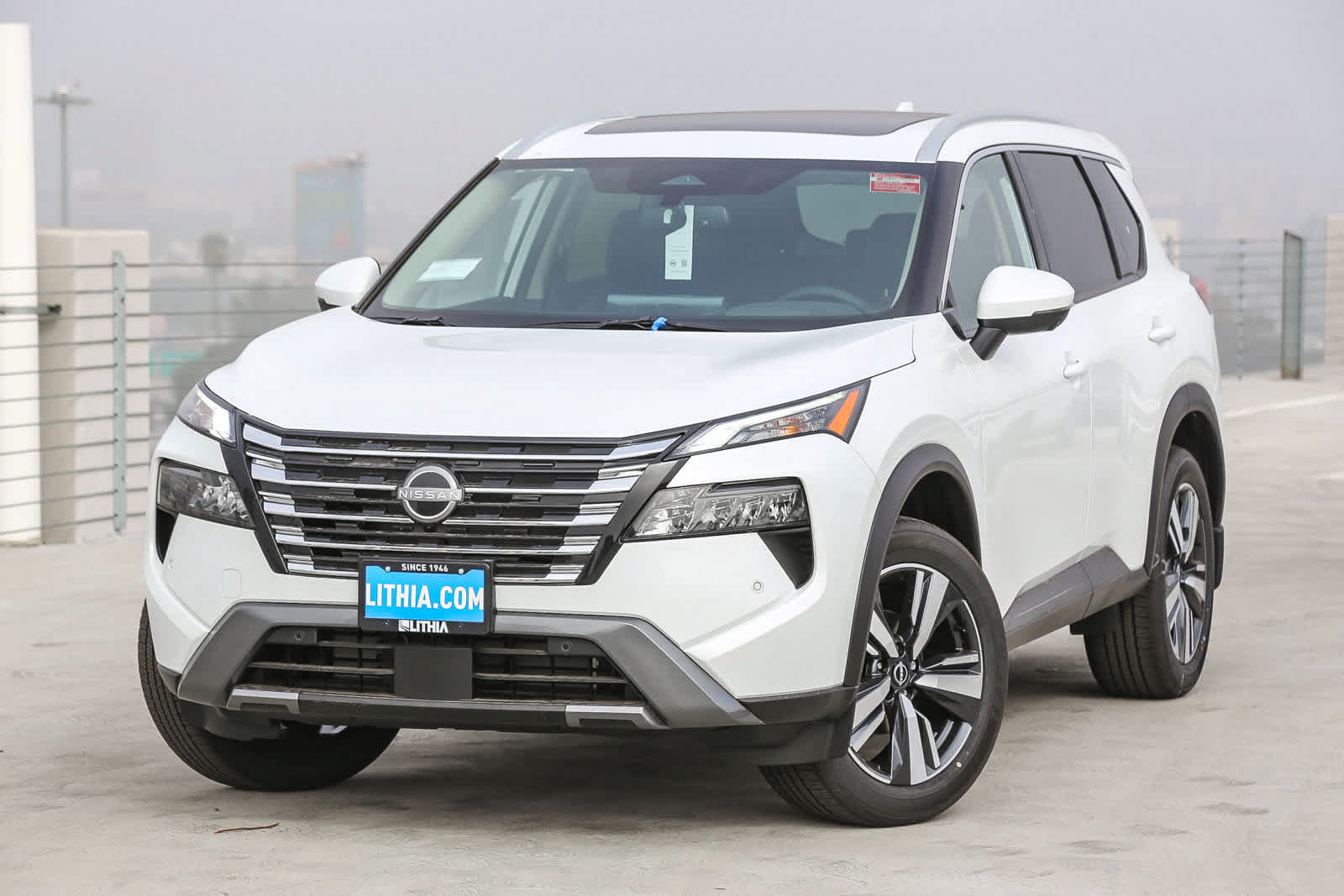New 2025 Nissan Rogue SL w/ SL Premium Package