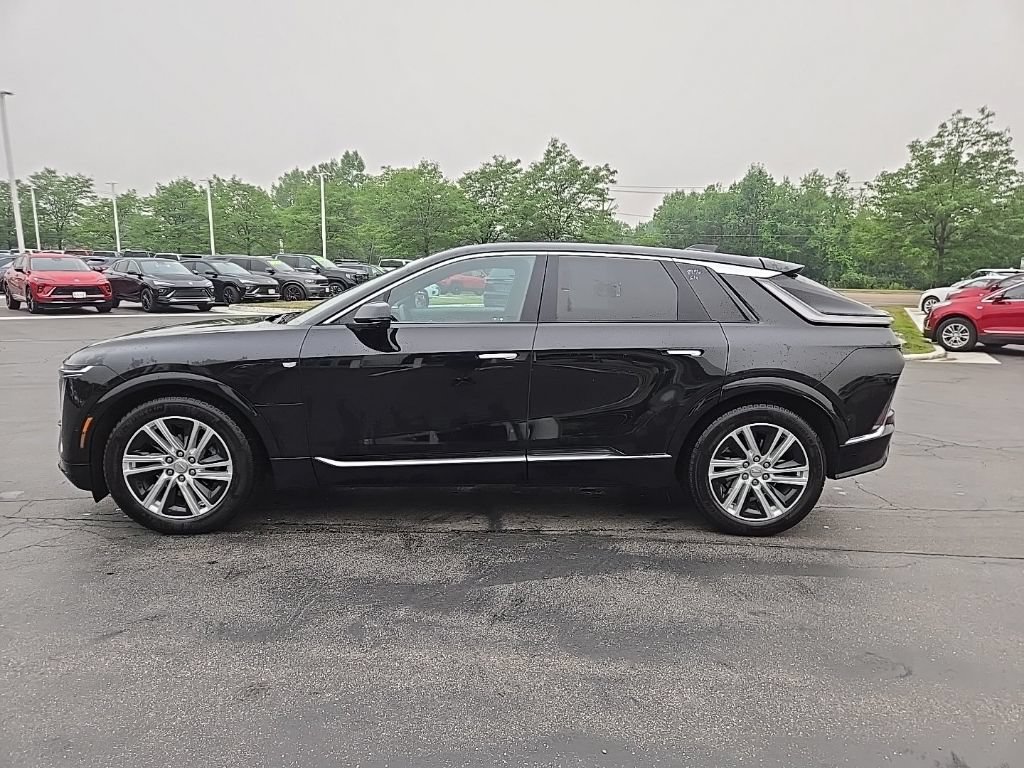 Certified 2024 Cadillac Lyriq Tech w/ Driver Assist Package AWD/4WD image 3