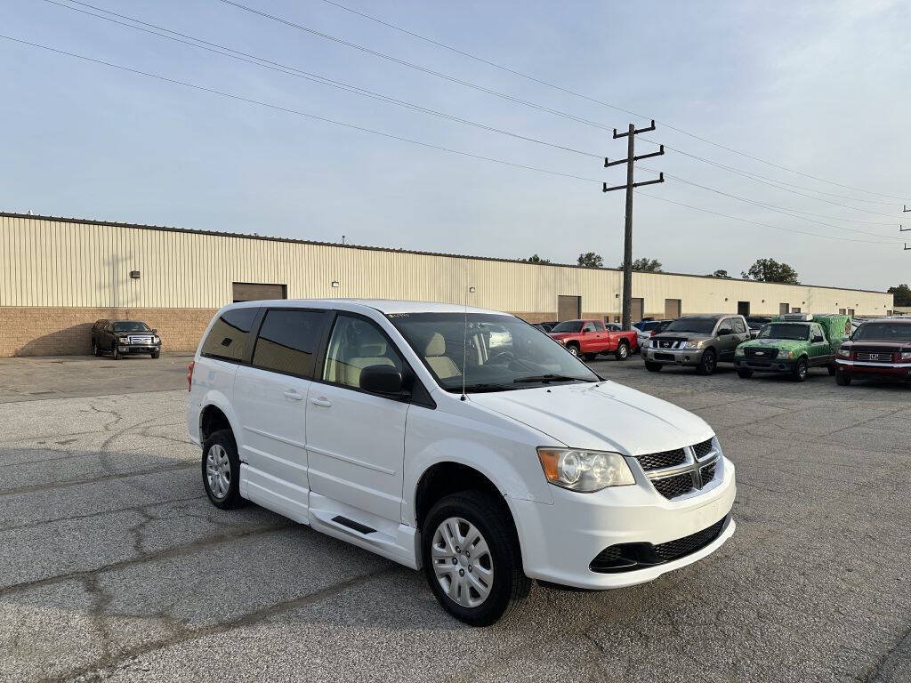 Used 2014 Dodge Grand Caravan SE w/ Quick Order Package 29E SE FWD image 6