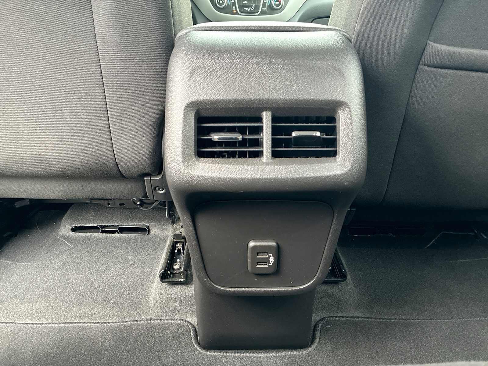 Used 2024 Chevrolet Equinox LS w/ LS Convenience Package image 20