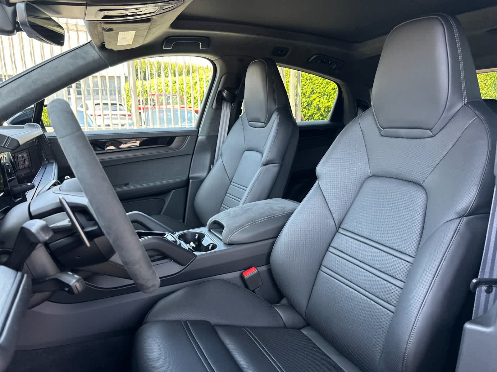 New 2026 Porsche Cayenne GTS AWD/4WD image 5