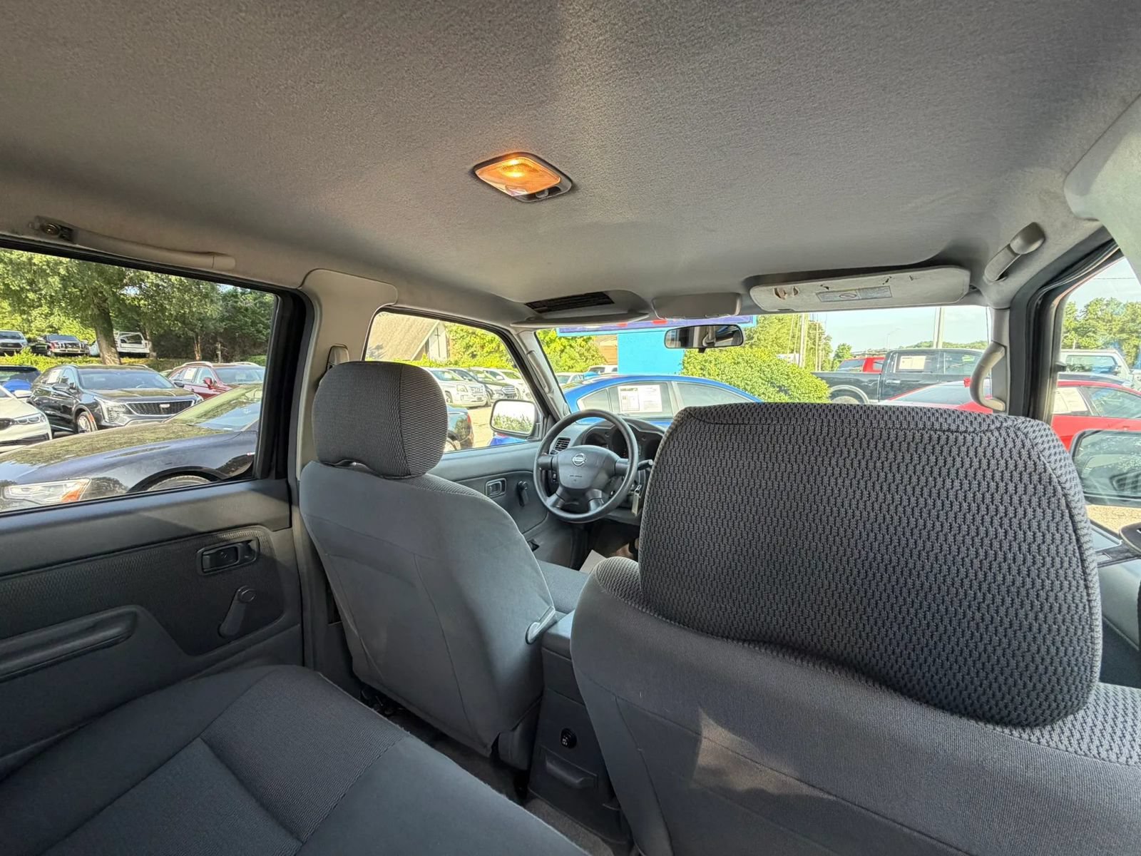 Used 2003 Nissan Frontier XE AWD/4WD image 23