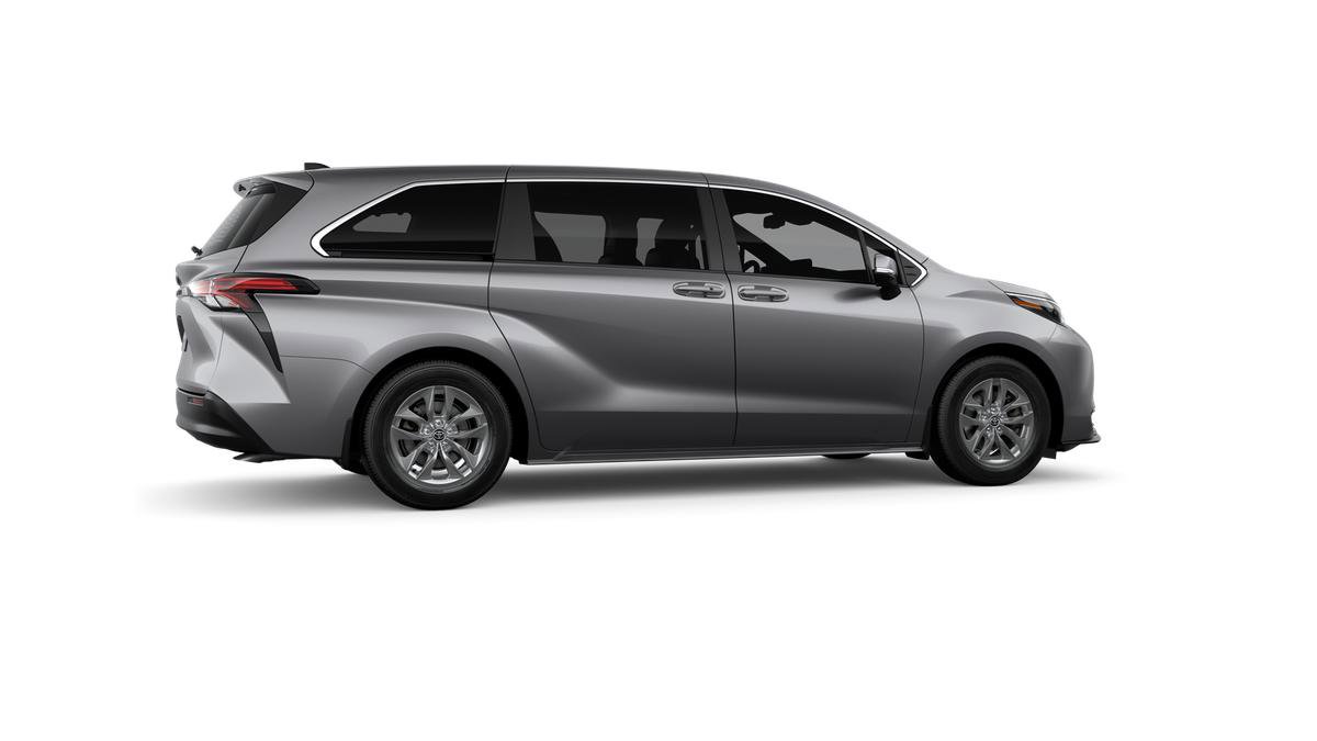 New 2026 Toyota Sienna LE FWD image 13