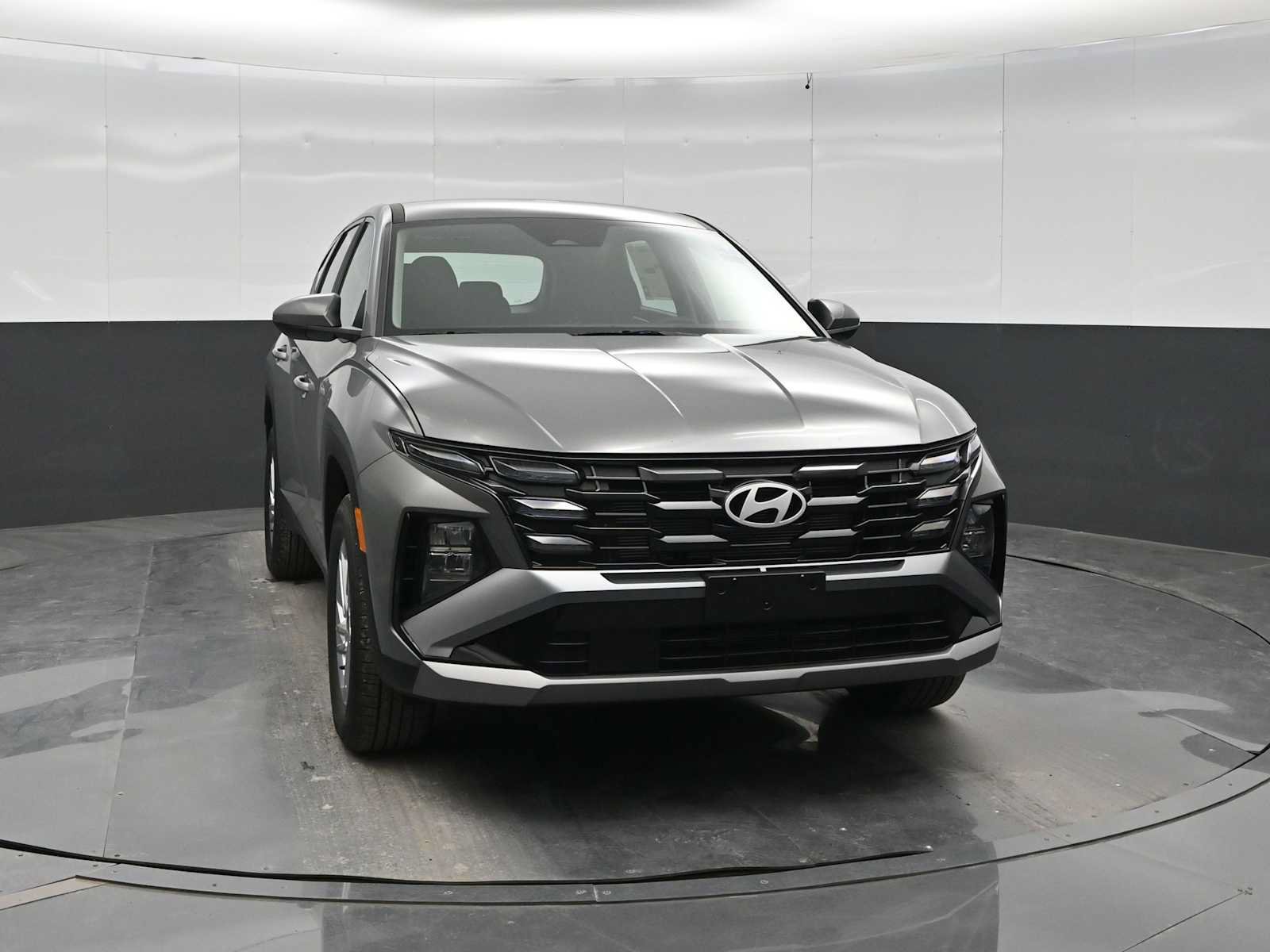 New 2026 Hyundai Tucson SE AWD/4WD image 2
