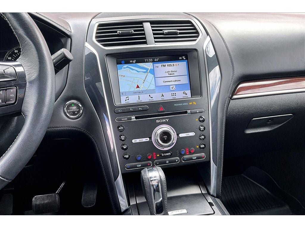 Used 2018 Ford Explorer Platinum AWD/4WD image 7