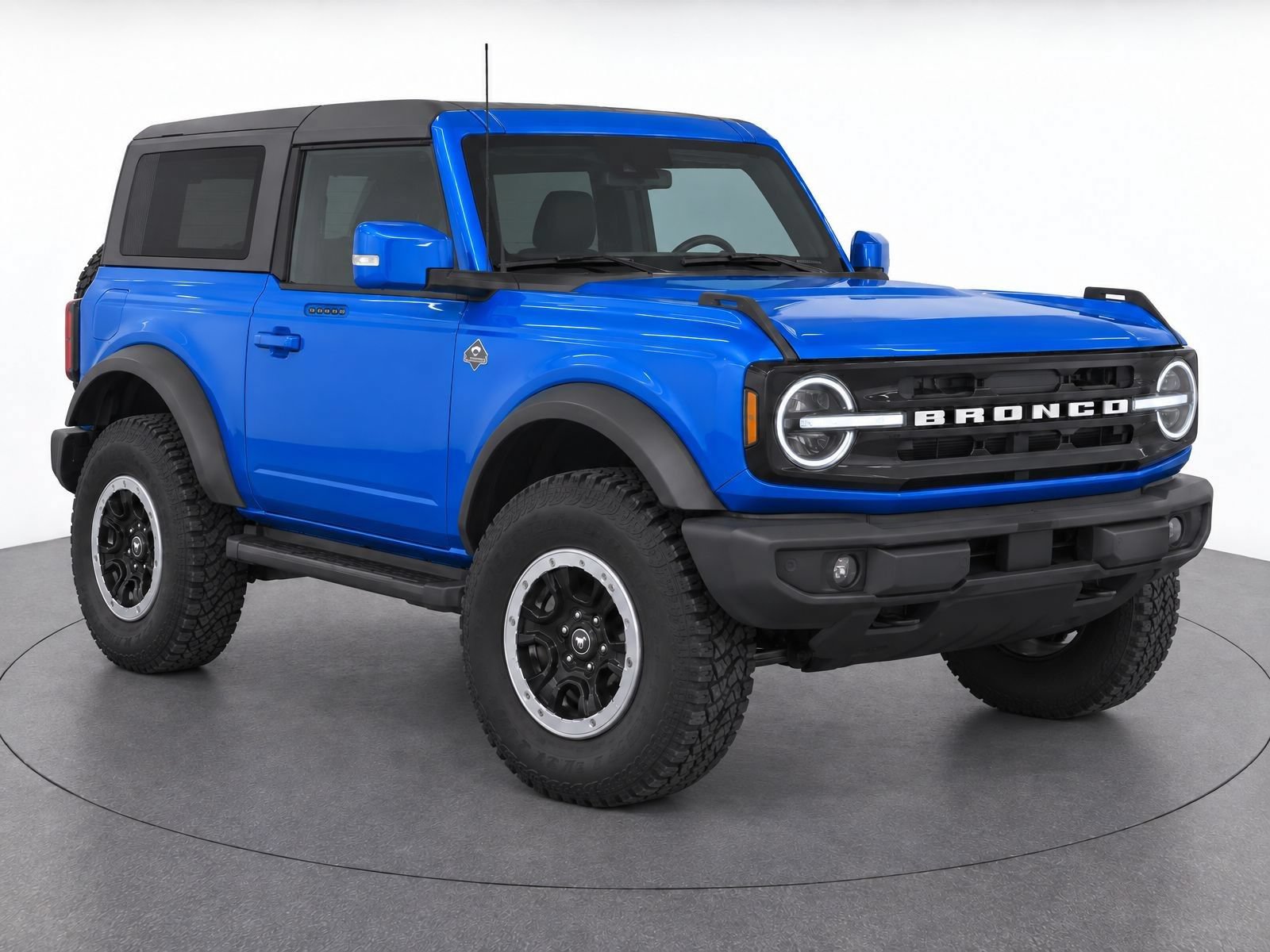 Used 2023 Ford Bronco Outer Banks w/ Sasquatch Package AWD/4WD image 1