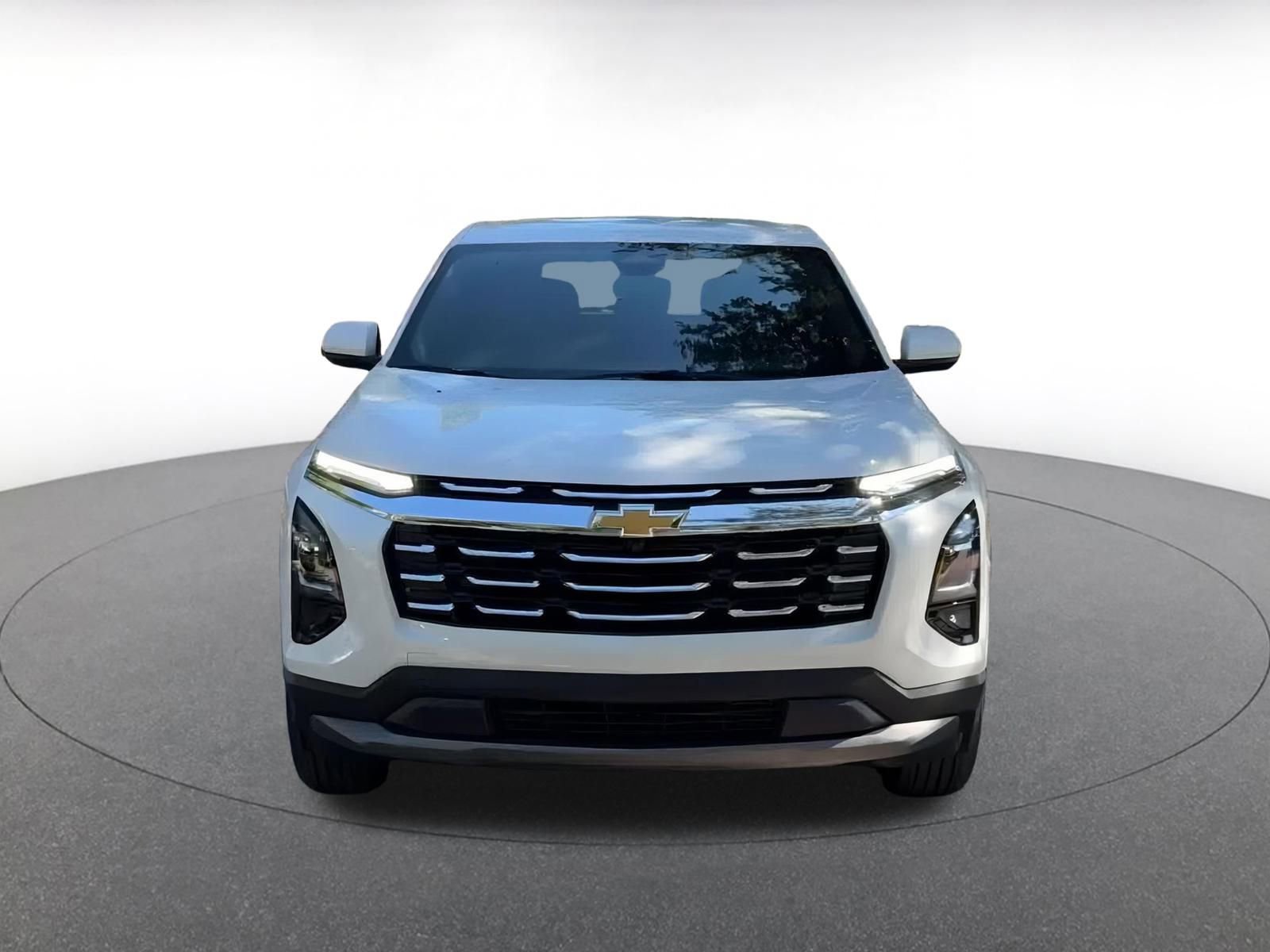 Used 2025 Chevrolet Equinox LT image 4