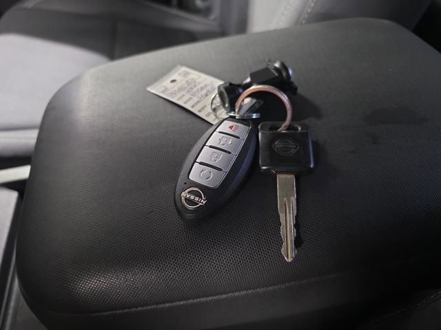 Used 2023 Nissan Frontier SV w/ Technology Package image 30