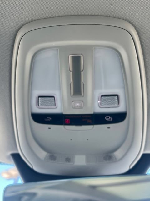Used 2023 Volvo XC90 B5 Core w/ Protection Package Premier AWD/4WD image 21