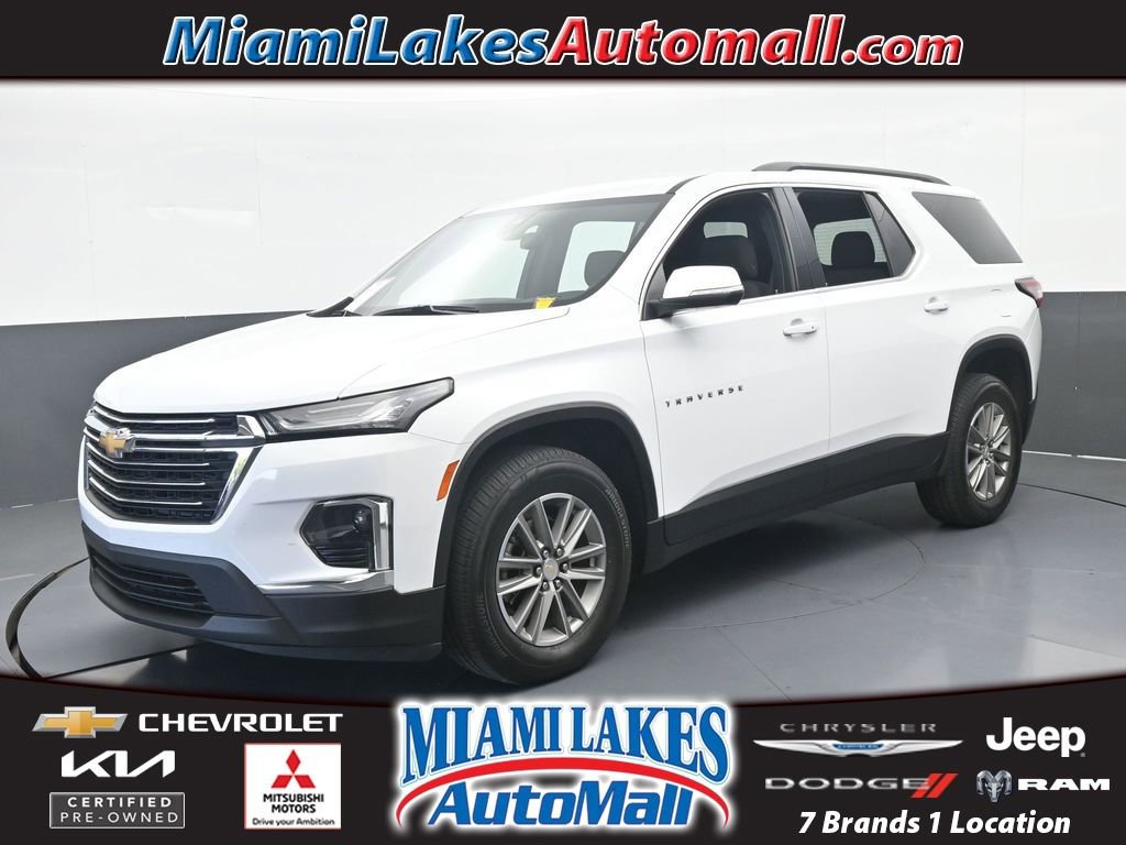 Used 2023 Chevrolet Traverse LT image 1
